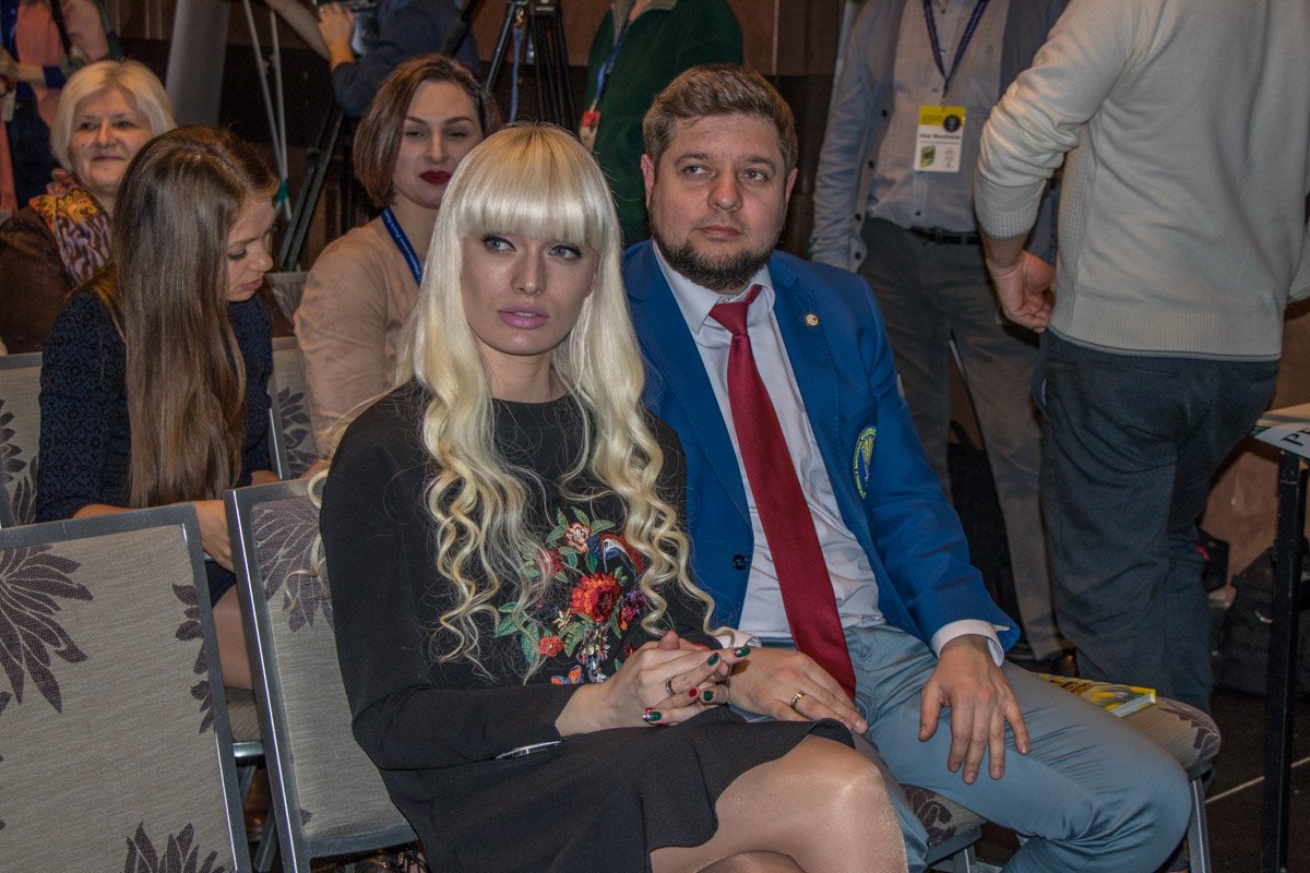 Гости мероприятия участвовали в розыгрыше памятных магнитов