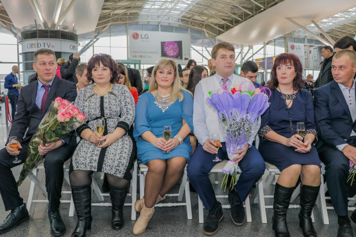 В киевском международном аэропорту "Борисполь" в пятницу состоялась первая свадьба В киевском международном аэропорту "Борисполь" в пятницу состоялась первая свадьба