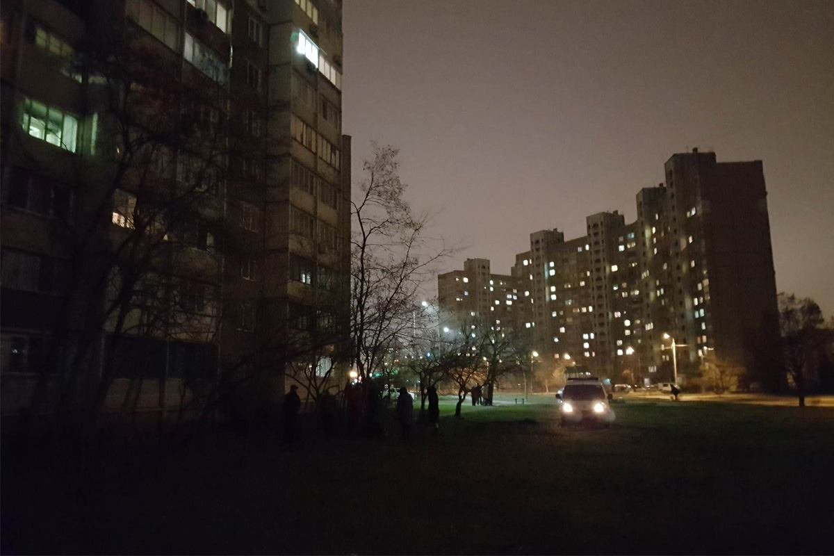 Самоубийство произошло по адресу проспект Маяковского, 17Г Самоубийство произошло по адресу проспект Маяковского, 17Г