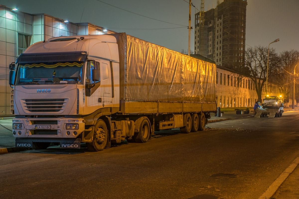 Авария произошла на проспекте Бандеры Авария произошла на проспекте Бандеры