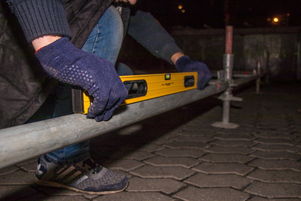 Процесс установки сцены Процесс установки сцены