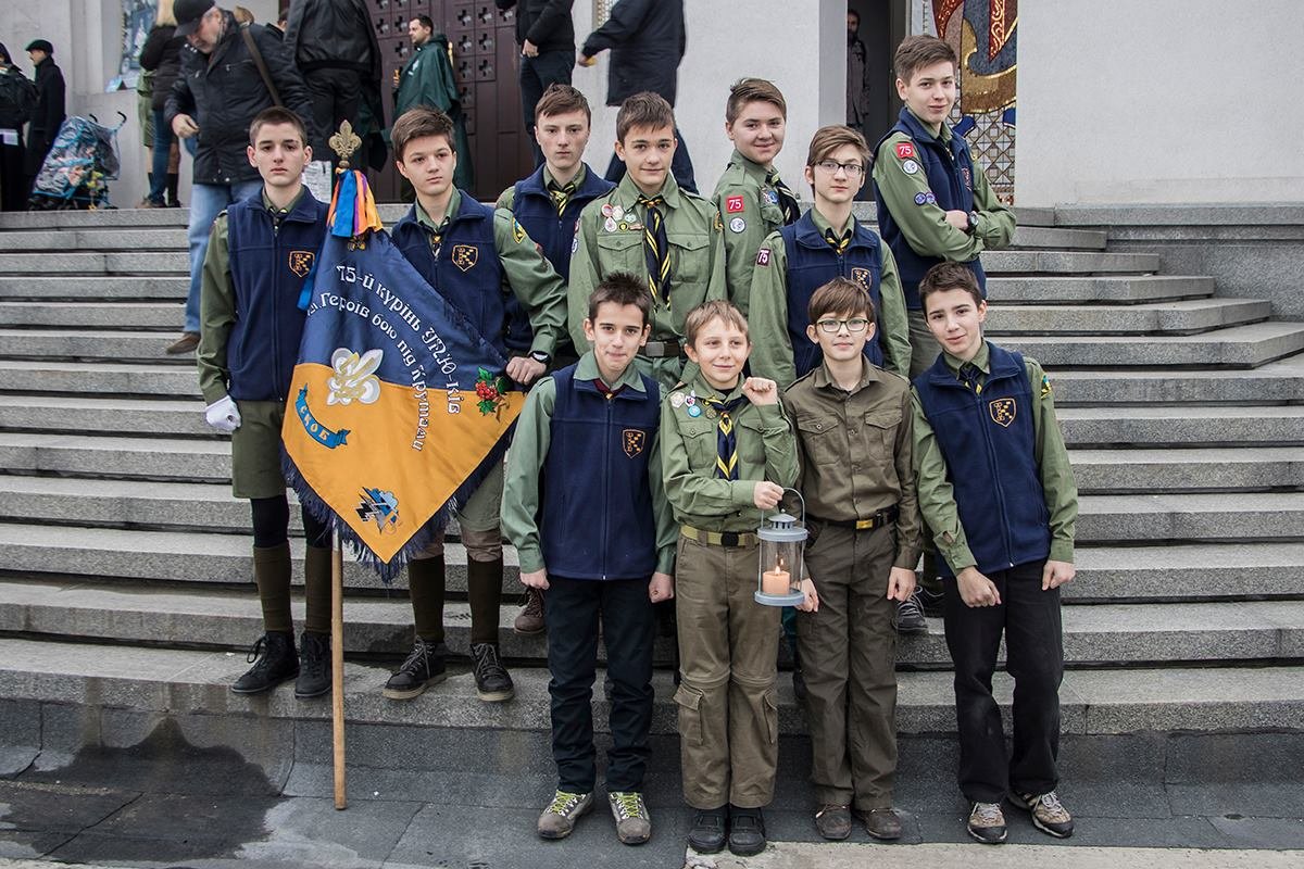 Волонтеры планируют распространить Благодатный огонь по всем областям Украины к Рождеству Волонтеры планируют распространить Благодатный огонь по всем областям Украины к Рождеству