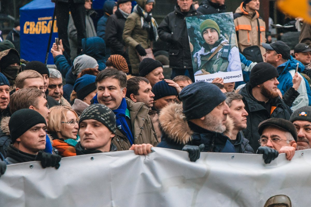 Михаил Саакашвили тоже прошел по Крещатику Михаил Саакашвили тоже прошел по Крещатику