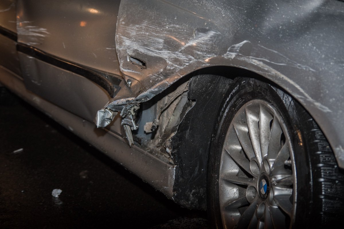 Отошло правое крыло