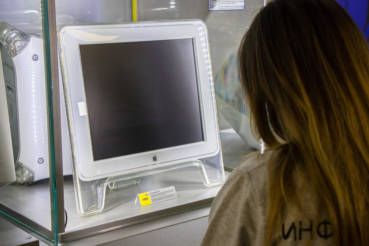 В музее представлены модели развития компьютерных машин 