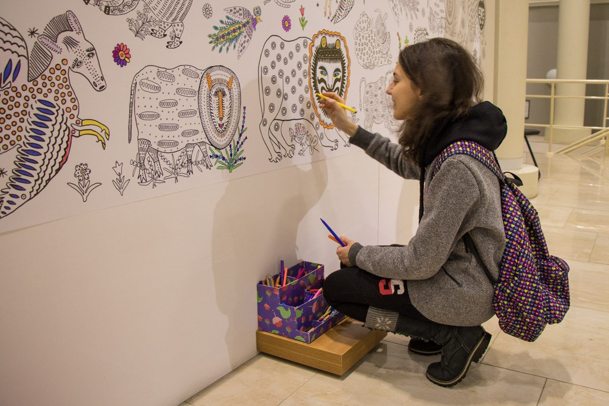 Можно и разрисовать сказочных зверей Можно и разрисовать сказочных зверей