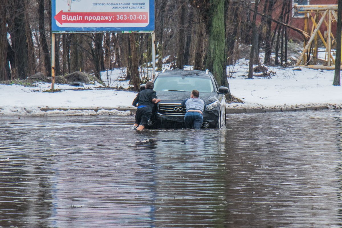 Без посторонней помощи не обойтись