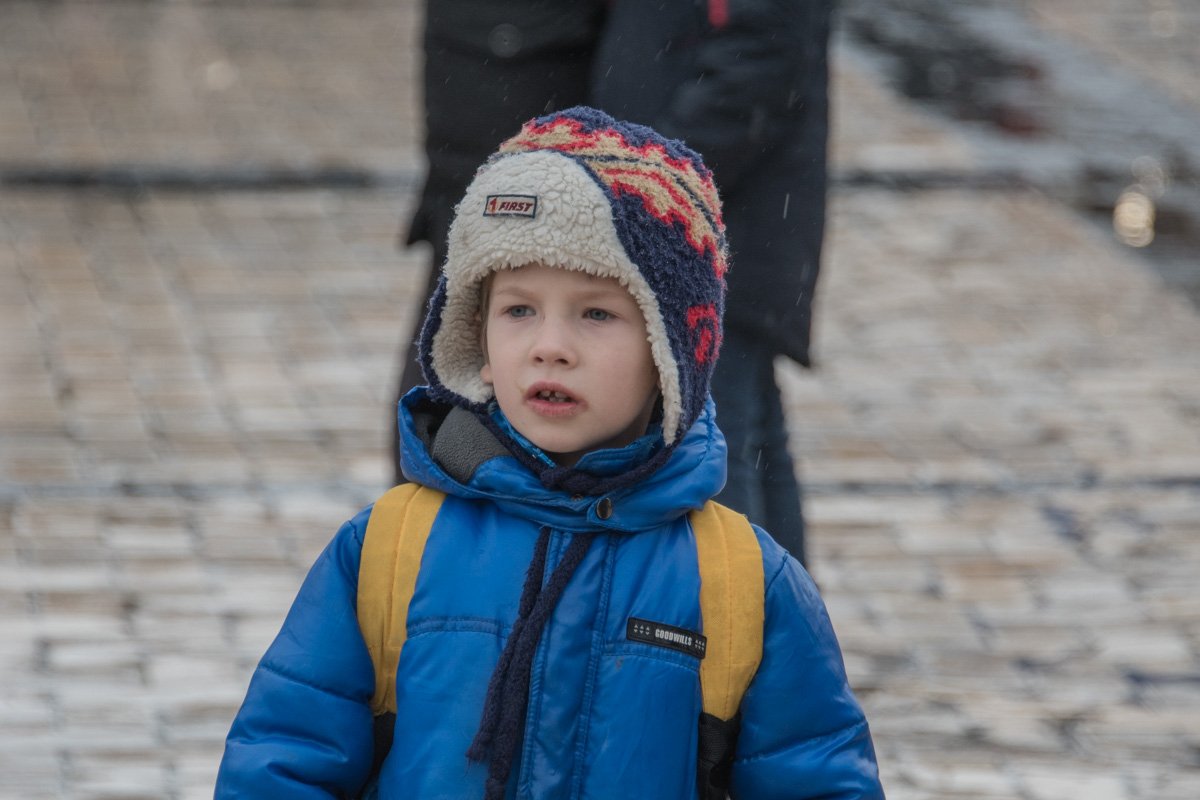 Задумчивый школьник Задумчивый школьник