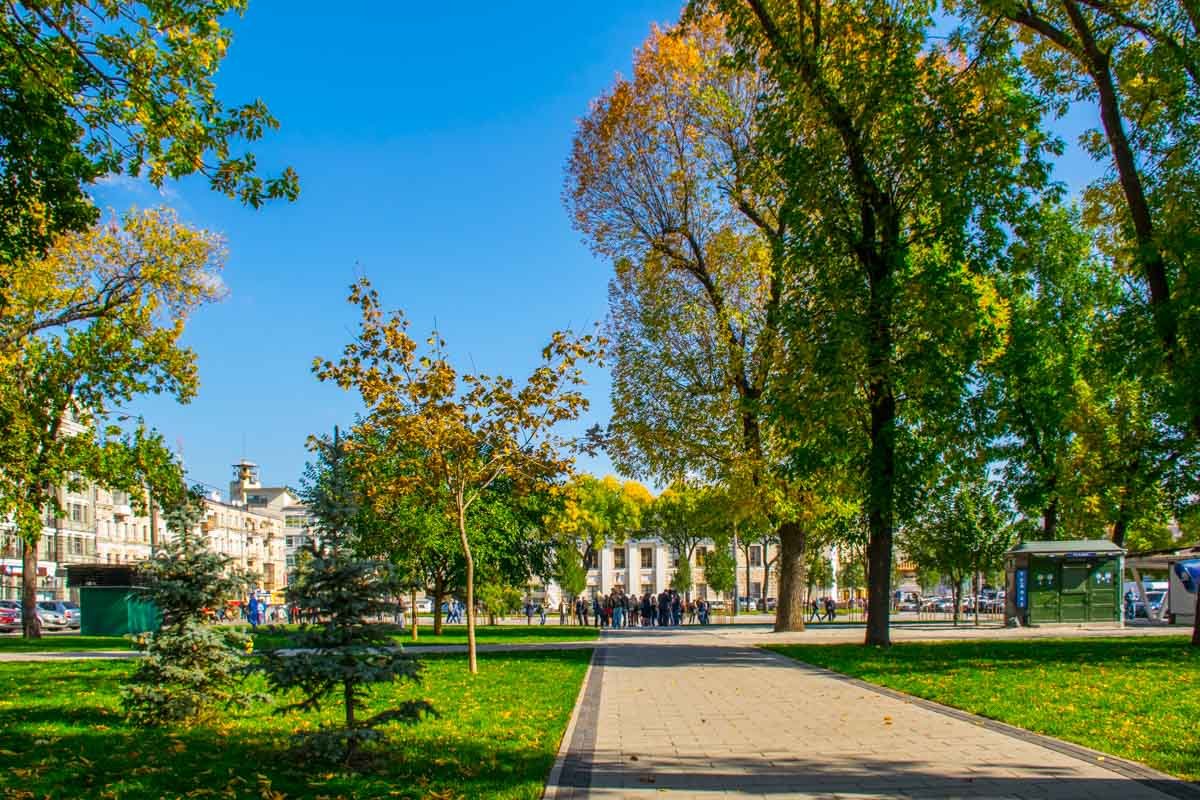 Столичные власти пообещали, что в сквере не будет торговых точек