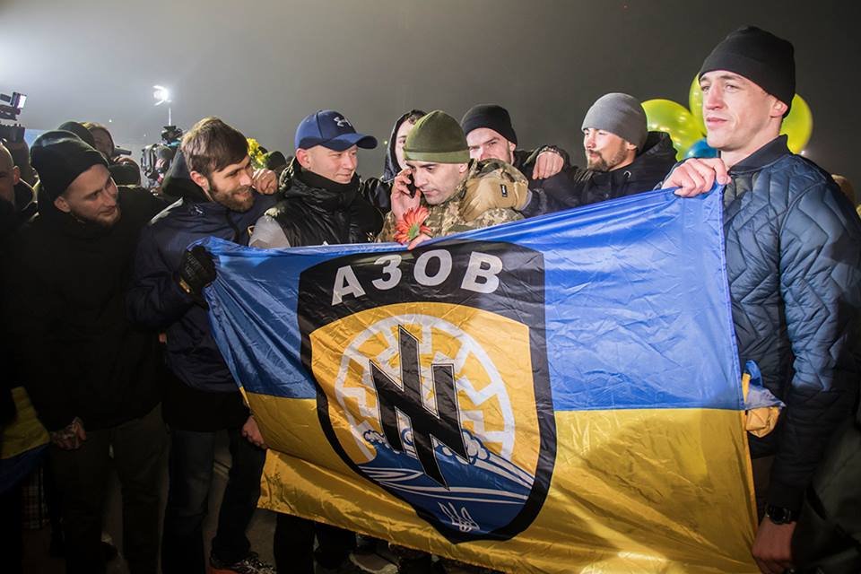 Друзья и близкие встретили своего Героя 