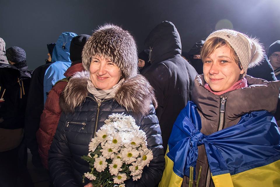 Волонтеры, которые не устают помогать и верят в победу 