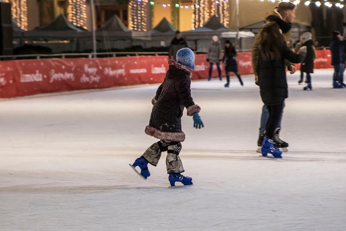 Развлечения на любой вкус в волшебном городке могут найти и взрослые, и дети. Развлечения на любой вкус в волшебном городке могут найти и взрослые, и дети.