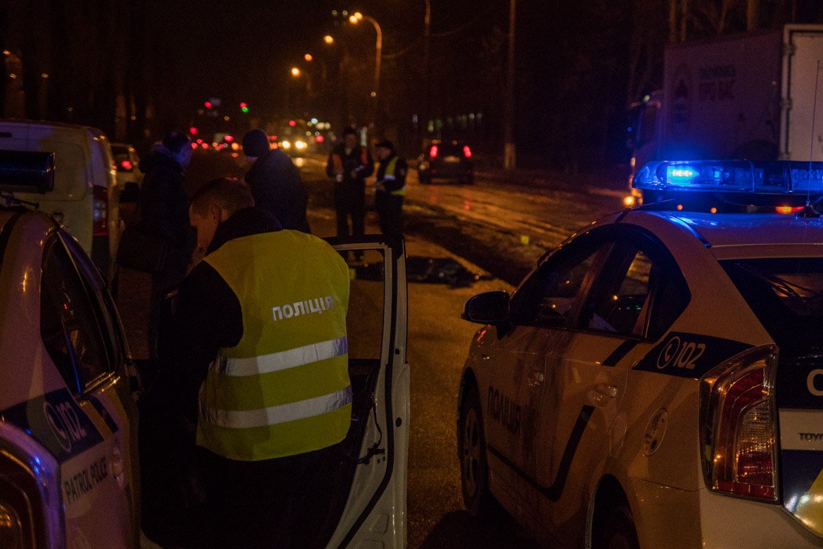 Из-за аварии движение по улице Вацлава Гавела затруднено Из-за аварии движение по улице Вацлава Гавела затруднено