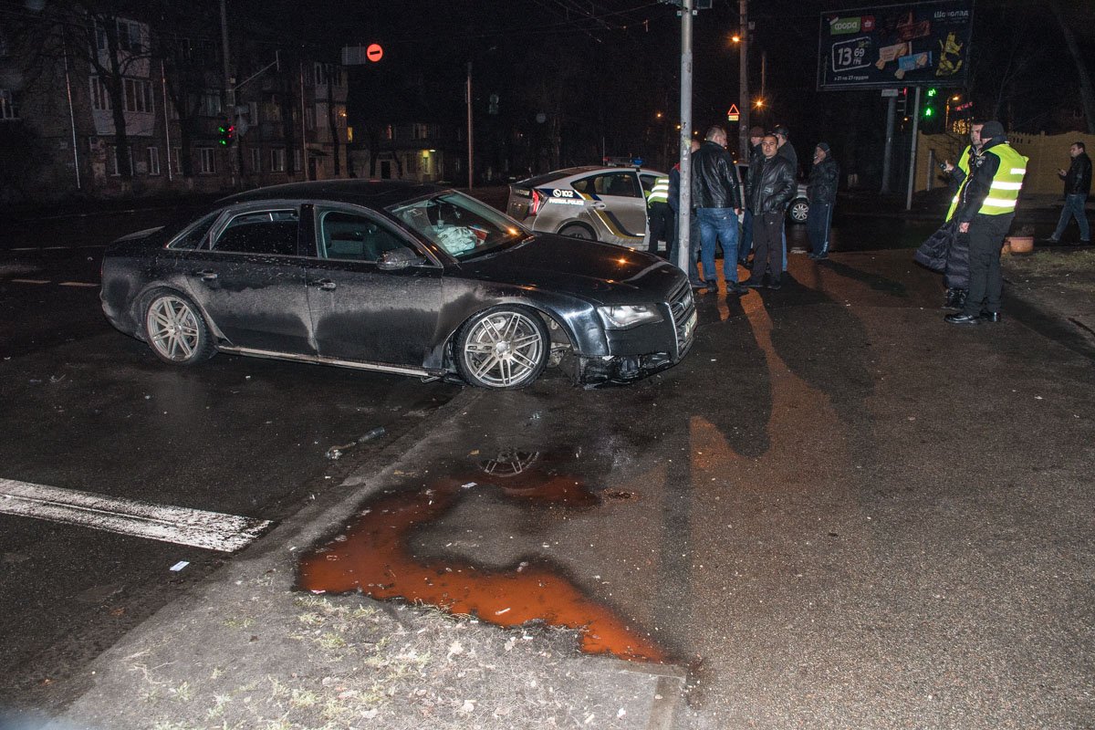 ДТП произошло на пересечении улиц Щусева и Грекова ДТП произошло на пересечении улиц Щусева и Грекова