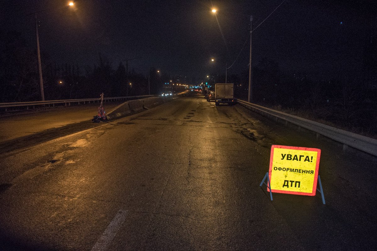 Движение по проспекту Палладина в сторону центра Киева не затруднено Движение по проспекту Палладина в сторону центра Киева не затруднено