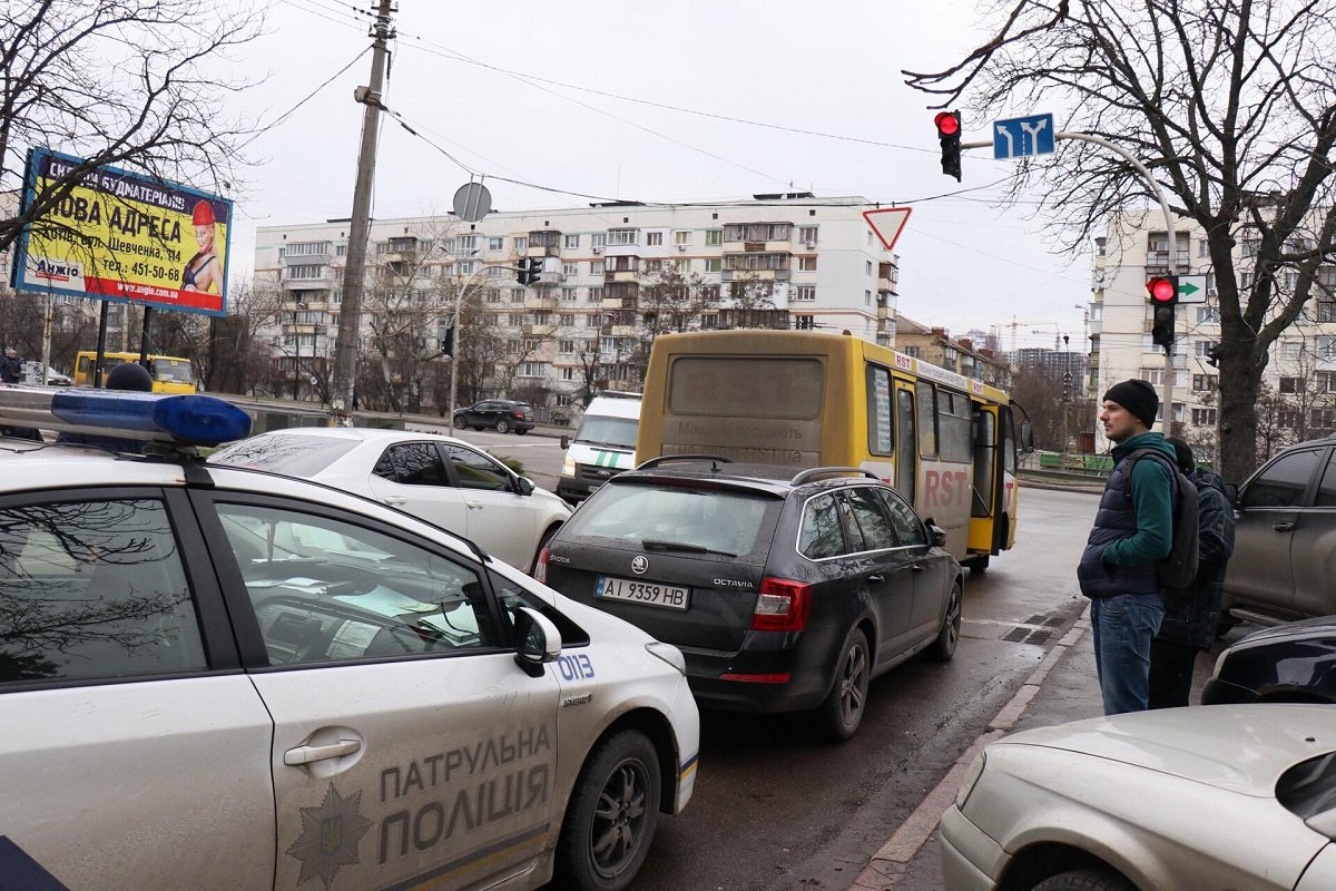 В момент аварии в маршрутном такси было мало пассажиров, поэтому никто не пострадал