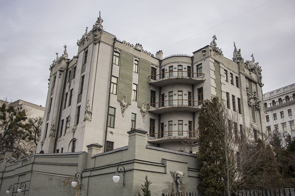 Получится ли отыскать крокодила? Получится ли отыскать крокодила?