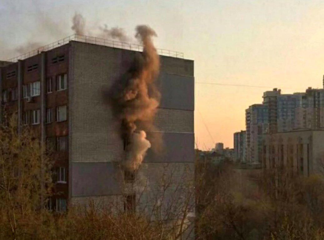 4 апреля на столичной Татарке загорелся жилой дом