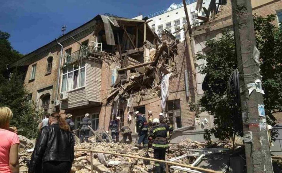 В результате взрыва погибла женщина