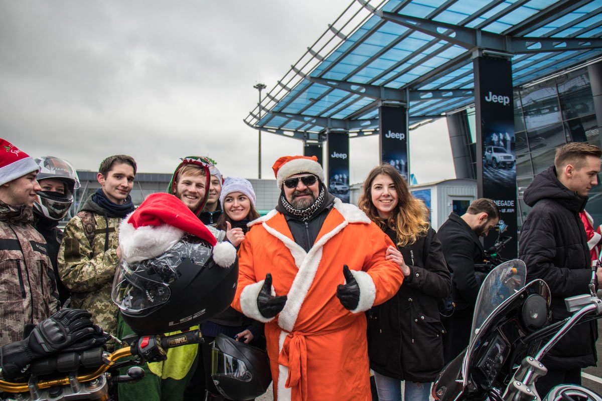 Вася Вирастюк - главная звезда пробега Василий Вирастюк - главная звезда мотопробега
