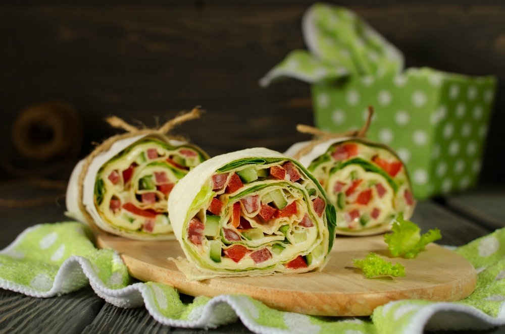 Запеченный лаваш с овощами