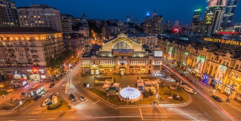 Также в 2018 году реконструкция ждет и Бессарабку Также в 2018 году реконструкция ждет и Бессарабку