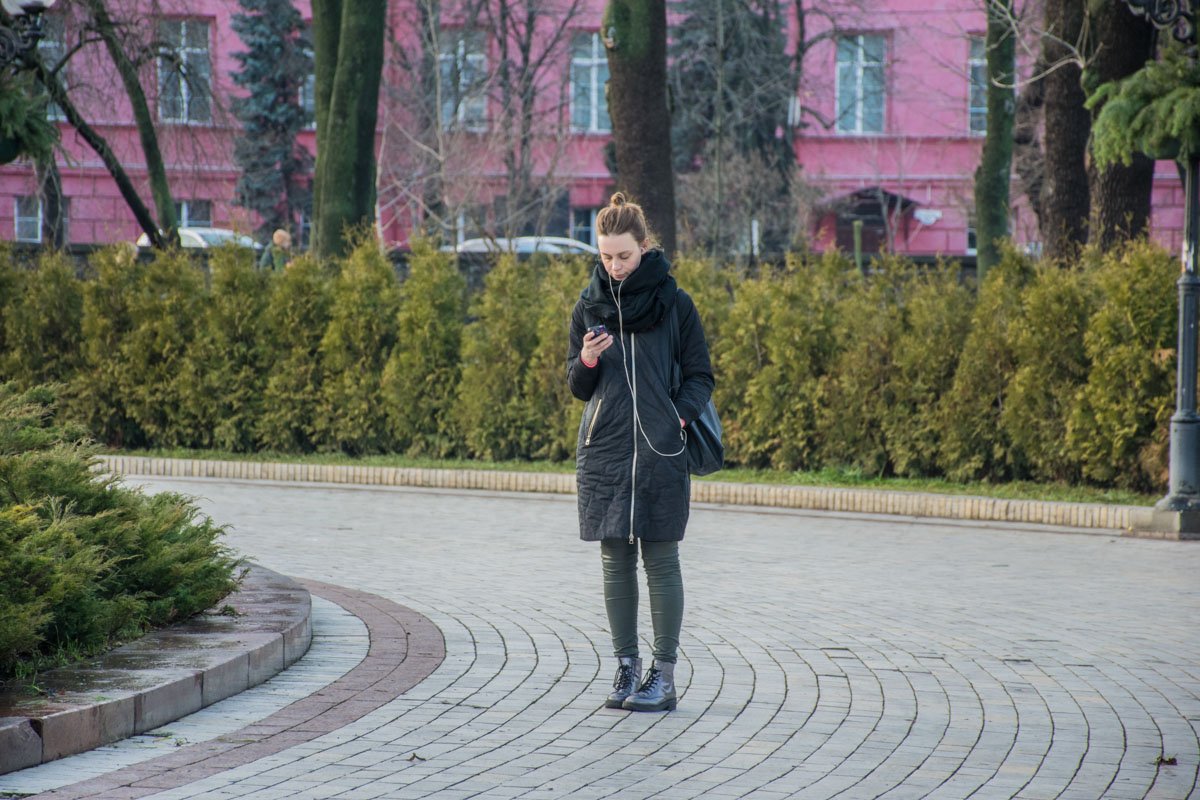 Но кто-то не смотрит в небо