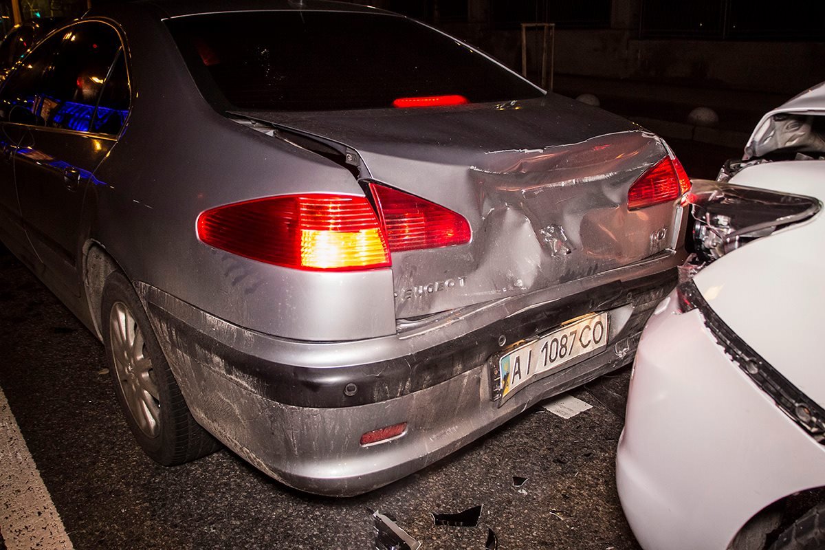 У всех машин незначительные повреждения после столкновения