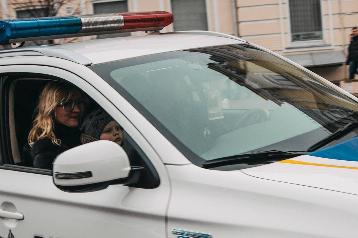 Взрослые тоже были не против прокатиться 