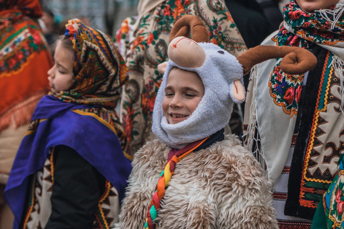 Рождественская козочка - обязательный элемент праздника Рождественская козочка - обязательный элемент праздника