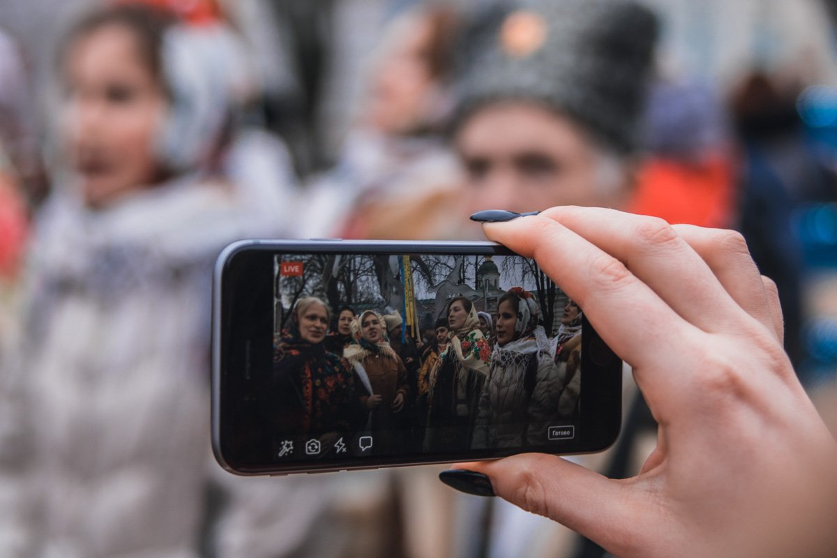 Информатор в свою группу в facebook вел стрим Информатор в свою группу в facebook ввел стрим