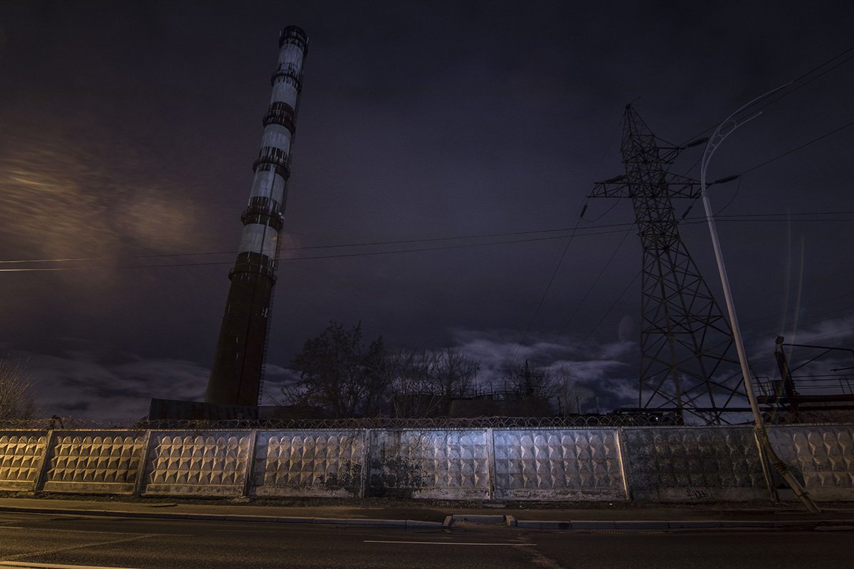 Суровый индустриальный пейзаж 