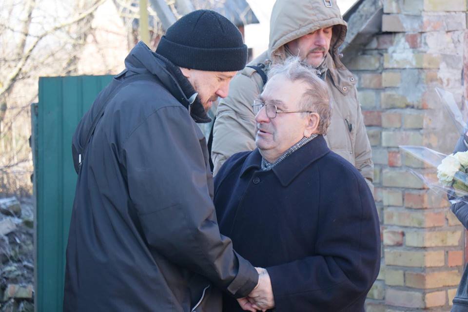 Родственники, знакомые и друзья убитой до сих пор находятся в шоке Родственники, знакомые и друзья убитой до сих пор находятся в шоке