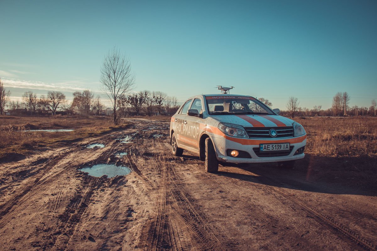 Здесь можно круто подрифтовать по бездорожью 