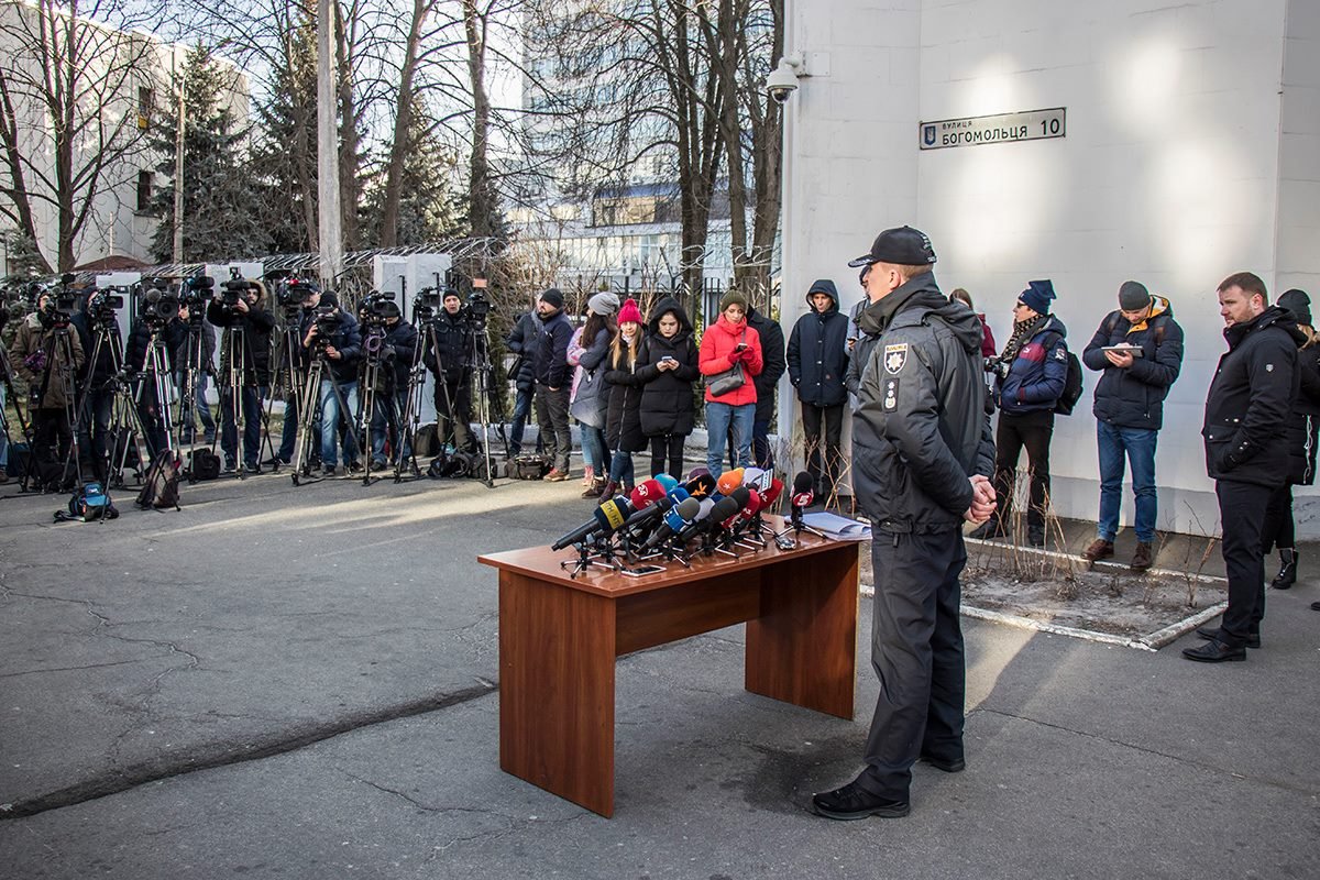 Брифинг заместителя начальника криминальной полиции Вячеслава Аброськина Брифинг заместителя начальника криминальной полиции Вячеслава Аброськина