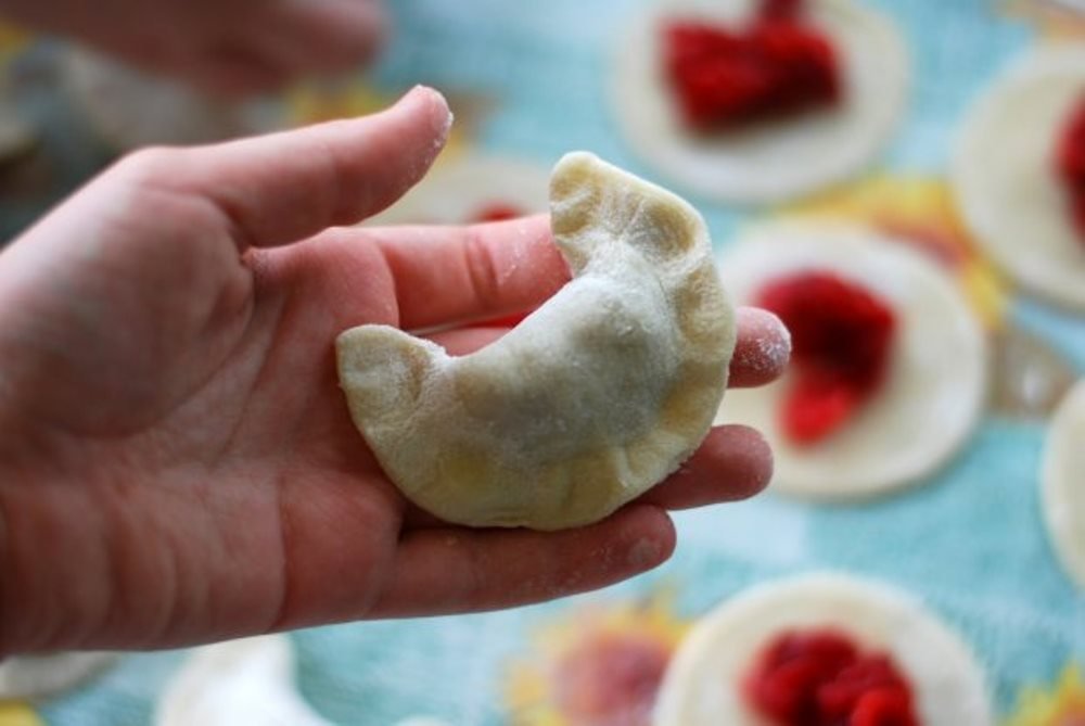 В гаданиях с помощью вареников главное не проглотить предсказание