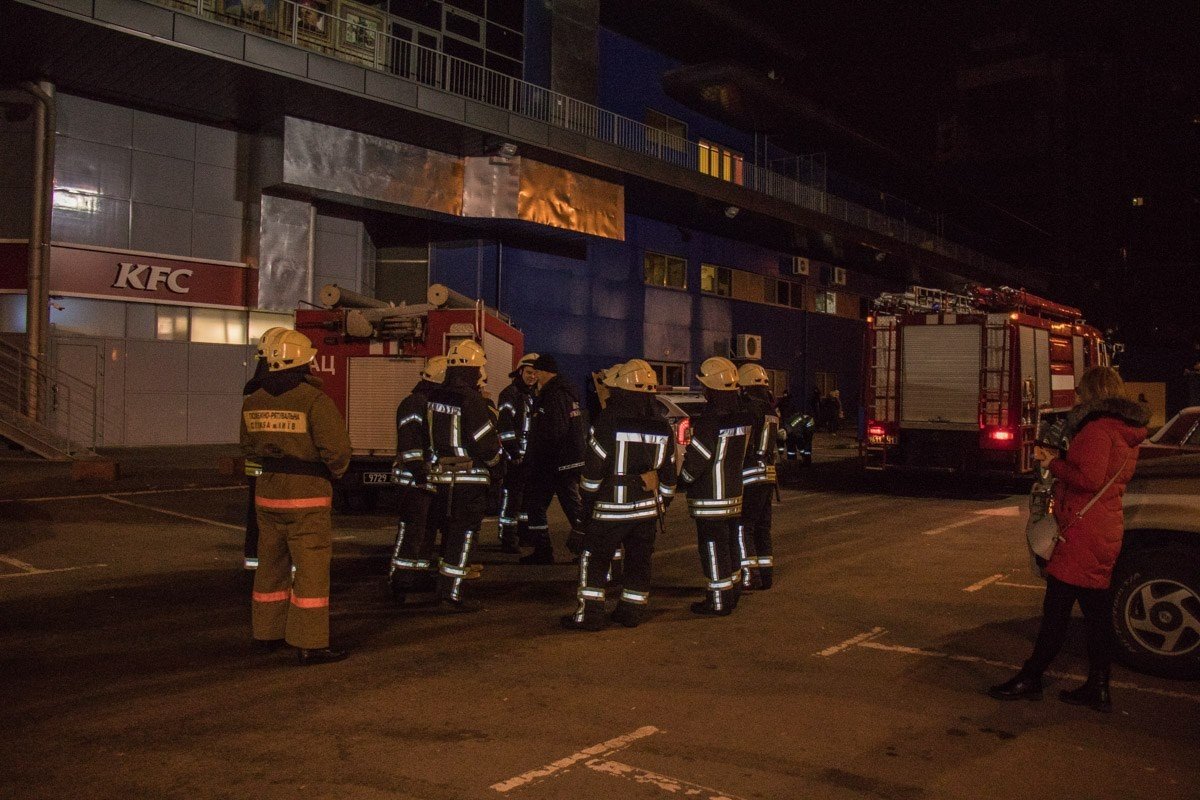 Спасателям поспать не удалось Спасателям поспать не удалось