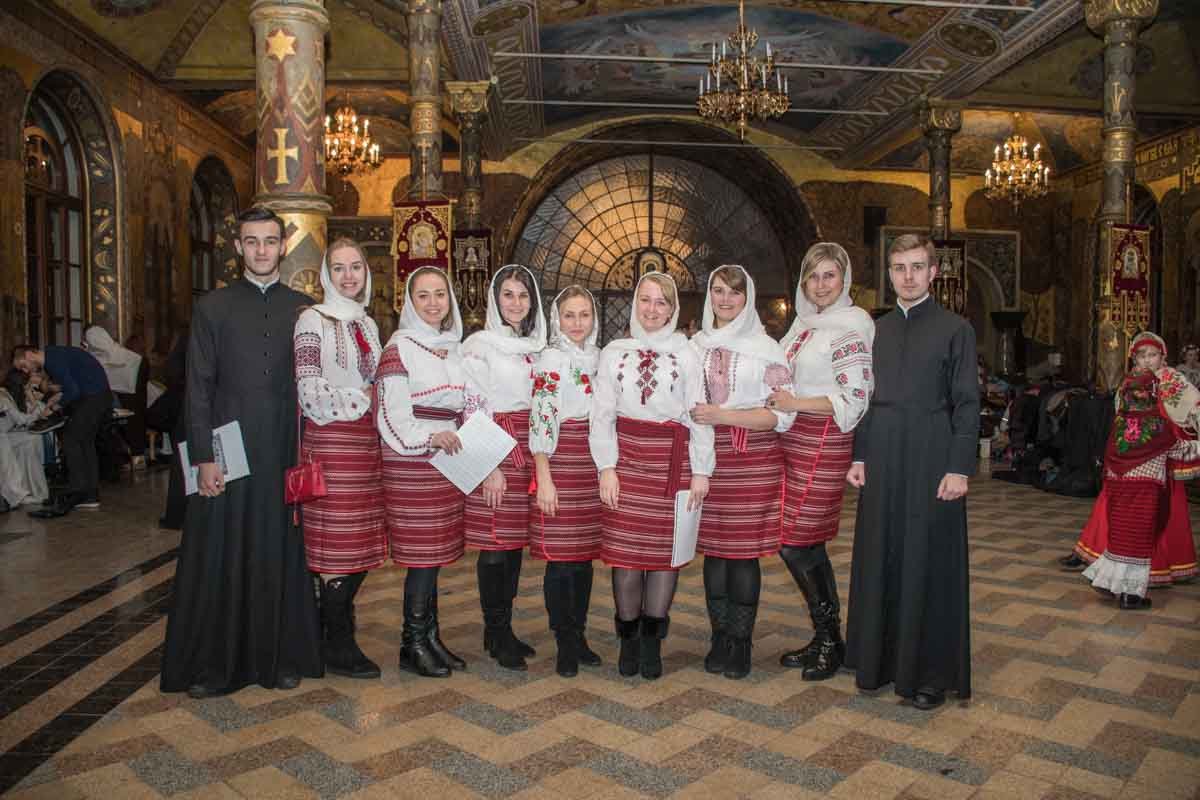 За несколько минут до выхода на сцену