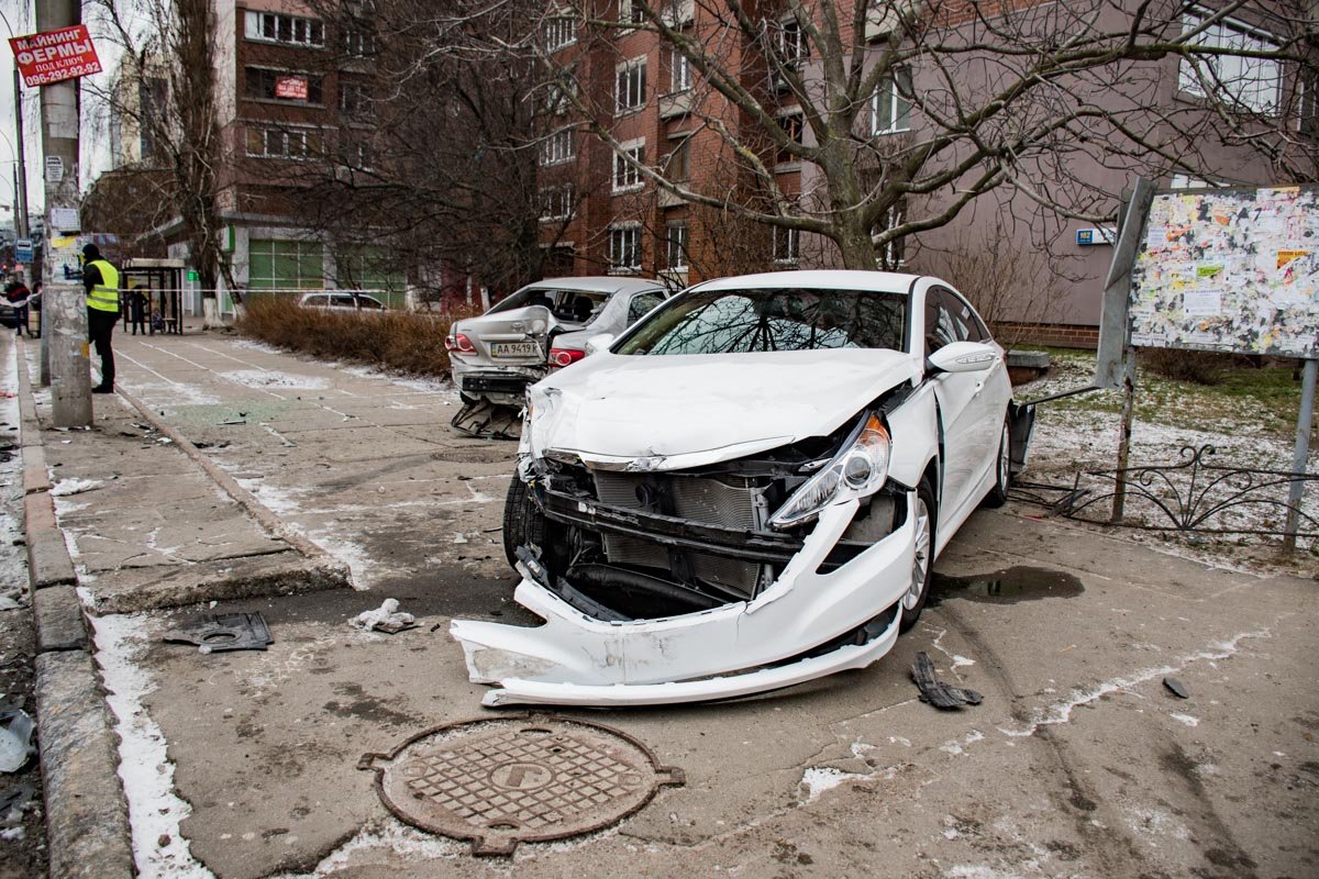 В аварии пострадал пассажир-иностранец, который ехал в Toyota