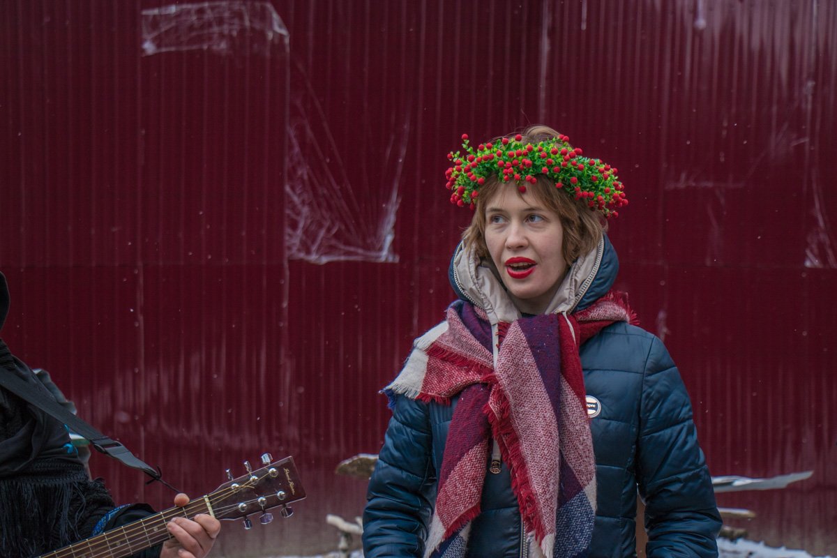 Щедровщики одели праздничные элементы Щедровщики одели праздничные элементы