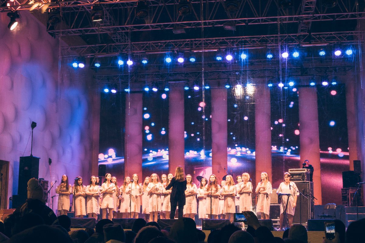 На Софиевской площади предпоследний день гуляний На Софийской площади предпоследний день гуляний