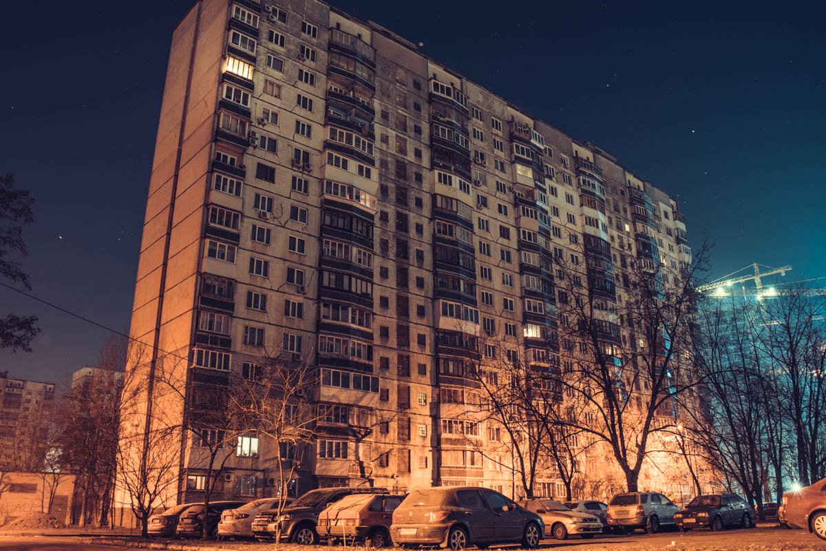 На мосту не встретишь ни души