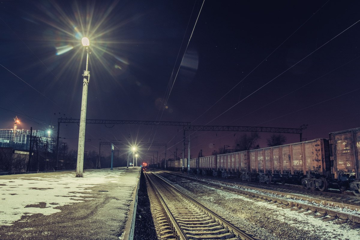 Загадочный и таинственный перрон