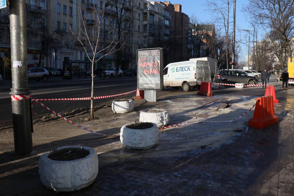 Водоснабжение в Печерском районе не выключали