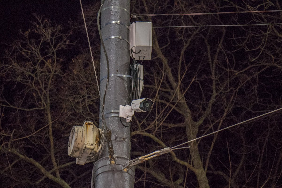 На перекрестке есть камеры видеонаблюдения, которые помогут установить, кто стал виновником аварии На перекрестке есть камеры видеонаблюдения, которые помогут установить, кто стал виновником аварии