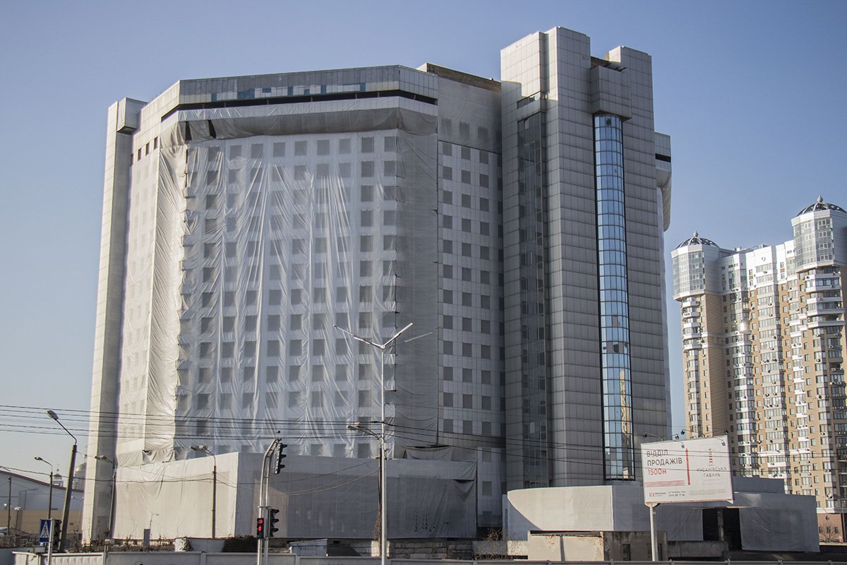 Недостроенный памятник истории