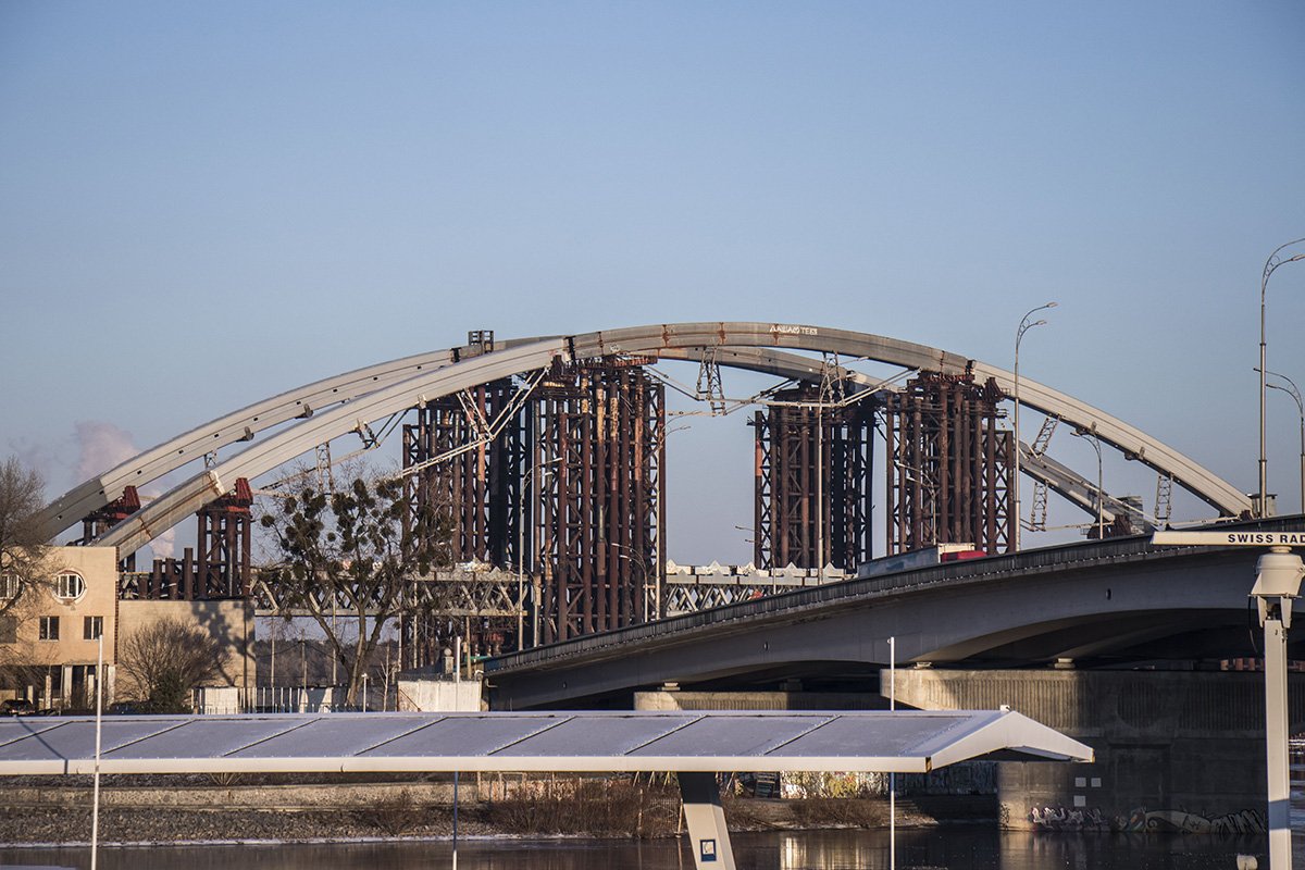 Этот недострой забрал у жителей Троещины шансы на метро