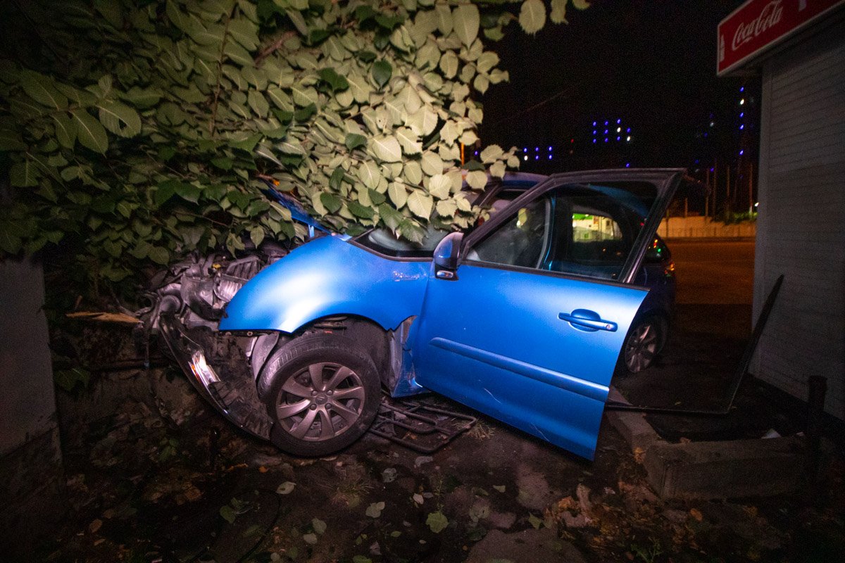 ДТП произошло около 0:10 ДТП произошло около 0:10