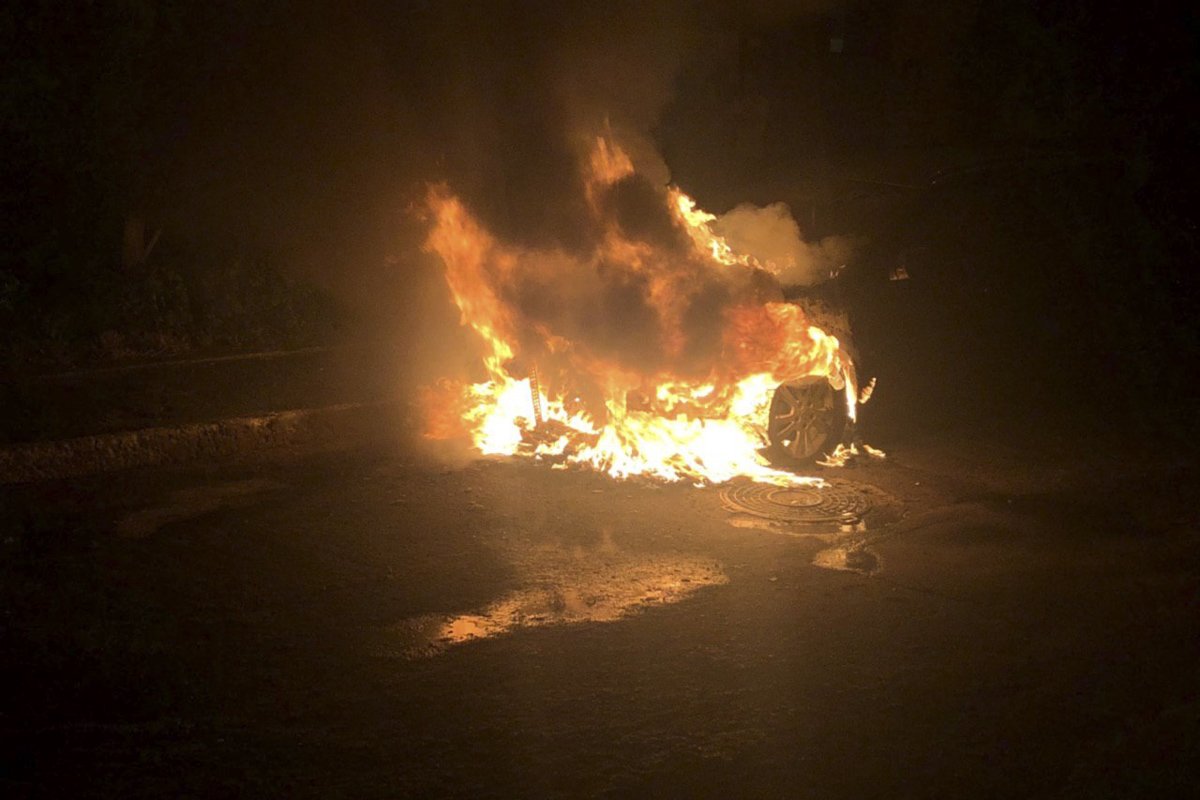 В ночь на 8 июля в Киеве по адресу улица Ларисы Руденко, 6 произошел пожар