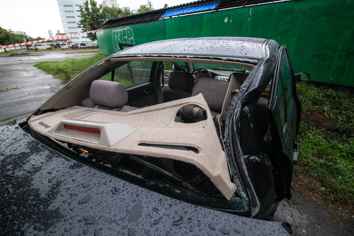 К счастью, в момент аварии на пешеходной части дороги не было прохожих